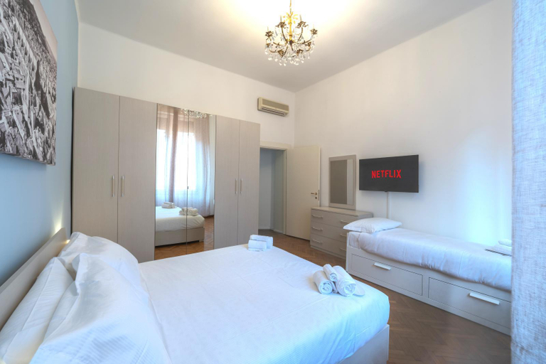 Bedroom 2, Suite in the Center of Bologna, Bologna