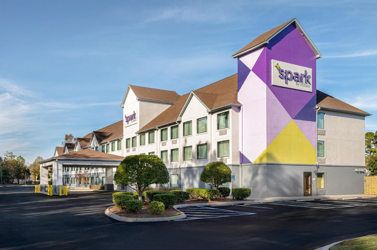 Exterior & Views 2, Spark by Hilton Wilmington, New Hanover