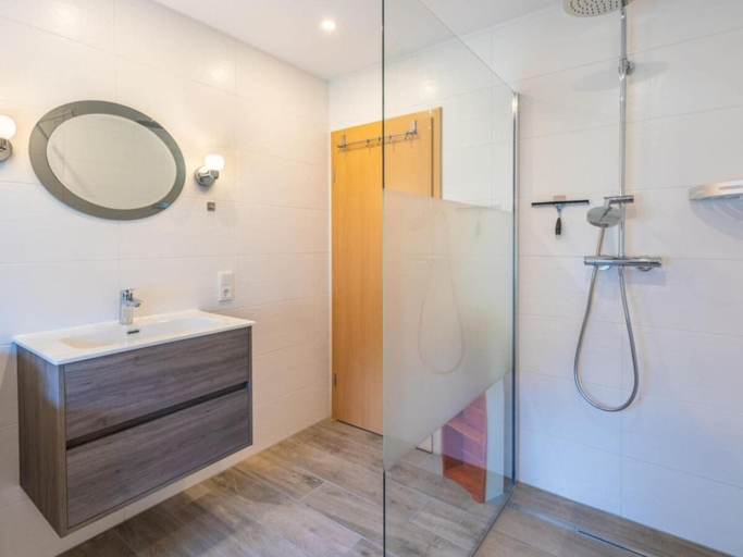 Bathroom 4, holiday apartment, Aurich