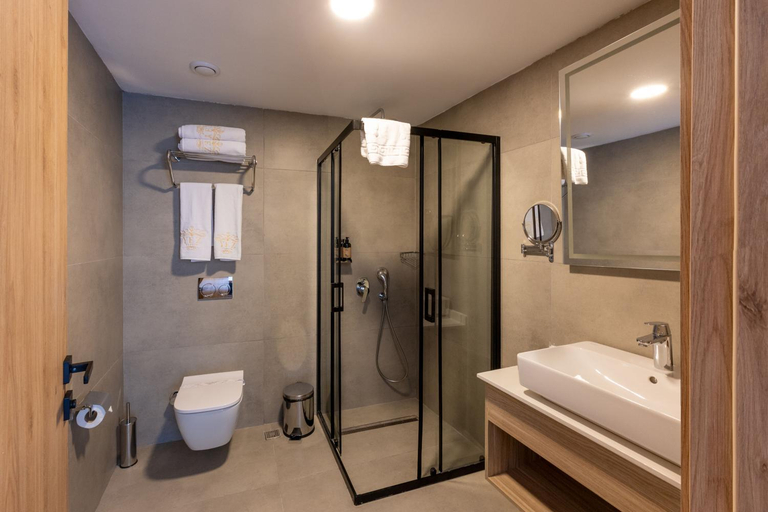 Bathroom 4, Hotel Taksim Home, Beyoğlu