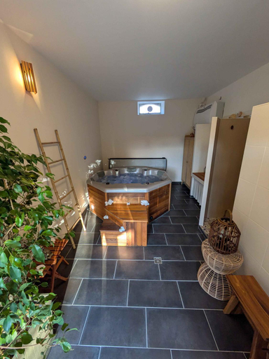 Bathroom 4, Domaine de Champouteau - Gites et Chambres d'hotes, Loir-et-Cher