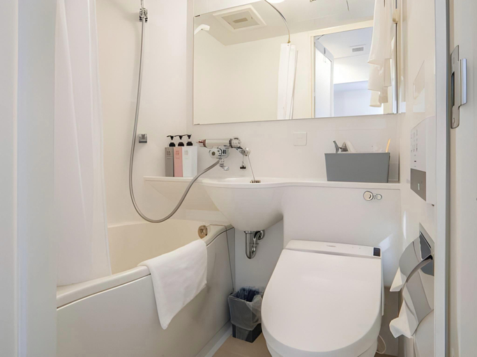 Bathroom 4, JA Hotel Namba, Osaka