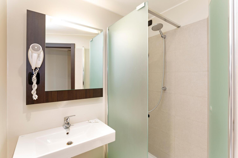 Bathroom 4, B&B Hotel Milano Sesto Marelli, Milano