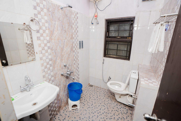 Bathroom, Tulips Elkhill Resorts, The Nilgiris