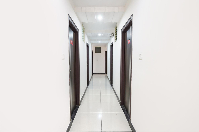 Public Area 3, FabHotel Royal Comfort Madiwala - Nr. Housr Road, Bangalore