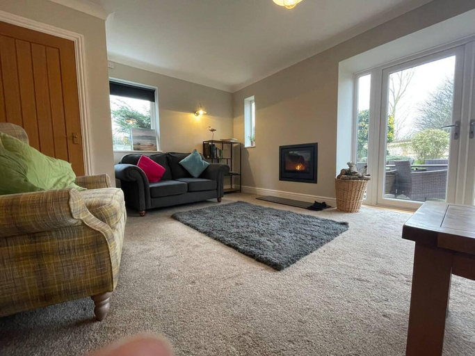 Others 4, Lovely 3-bed House, Burnham Market, North Norfolk, Cambridgeshire