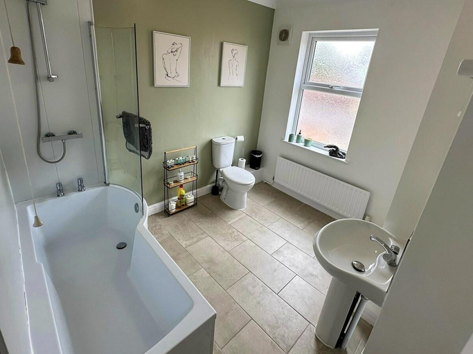 Bathroom, Cecil House -Chic 2 Bed, Sleeps 5, Parking x2 cars, Lincolnshire