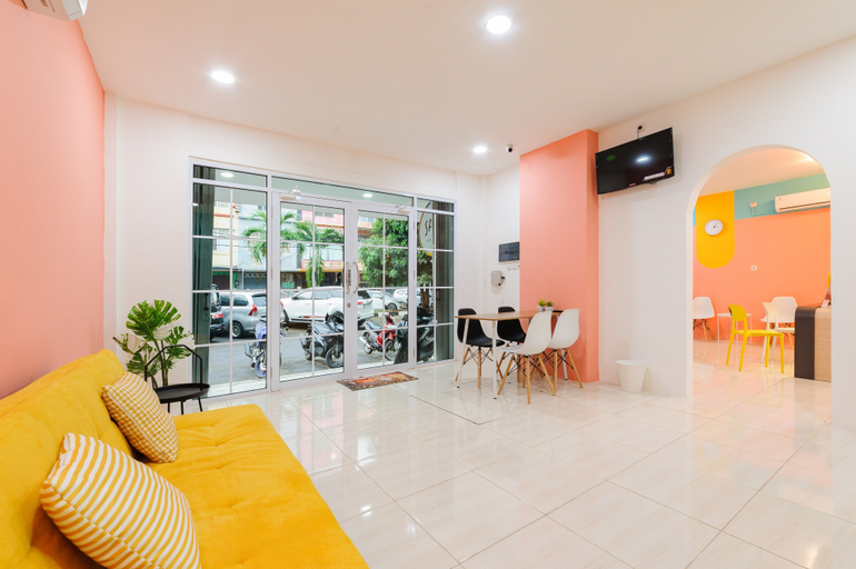 Others 5, Sans Hotel Cengkareng, West Jakarta