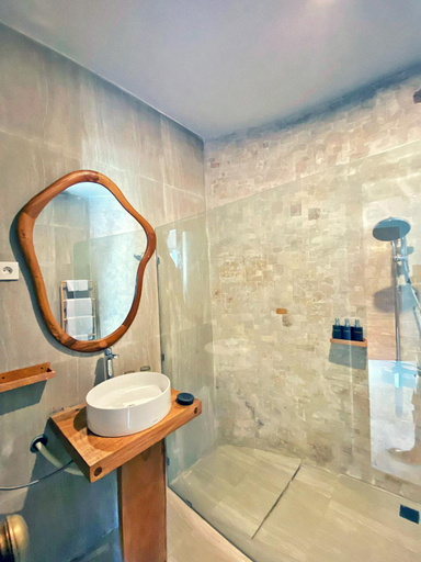 Bathroom 4, Pravasa Gili Resort by KajaNe, Lombok