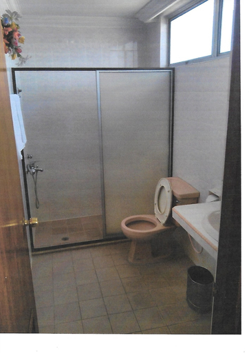 Bathroom 3, Hotel Ramai, Sandakan