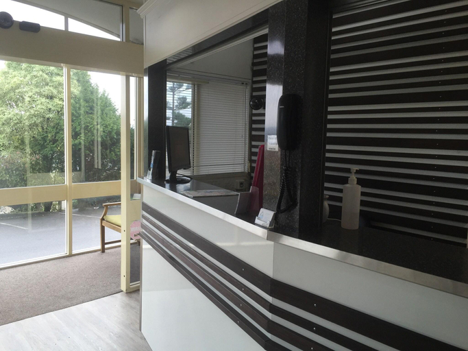 Public Area 5, Adina Place Motel Apartments, Launceston - Pt B