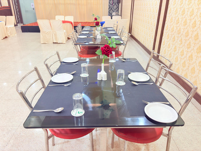 Food & Drinks, Hotel Bensen Puri, Puri