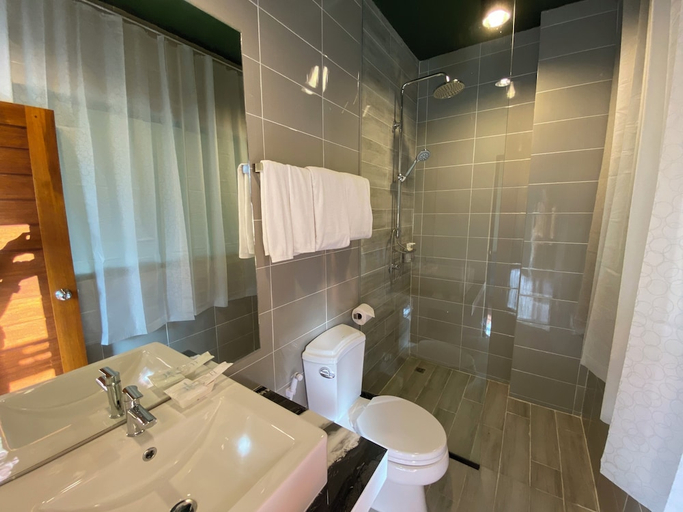 Bathroom 5, Work Den Chiangrai, Muang Chiang Rai