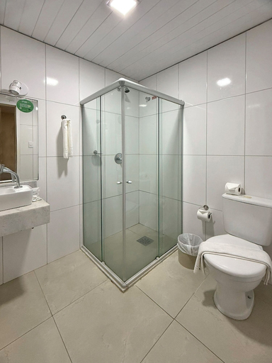 Bathroom 3, Hotel Dan Inn Express Salvador By Nacional Inn, Salvador