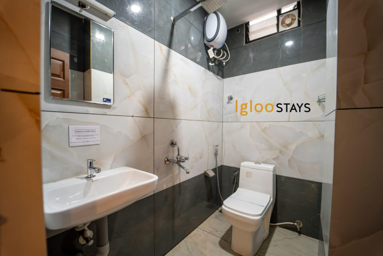 Bathroom 4, igloo stays, Ernakulam