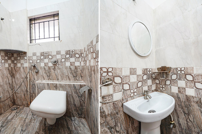 Bathroom 4, FabHotel Royal Comfort Madiwala - Nr. Housr Road, Bangalore