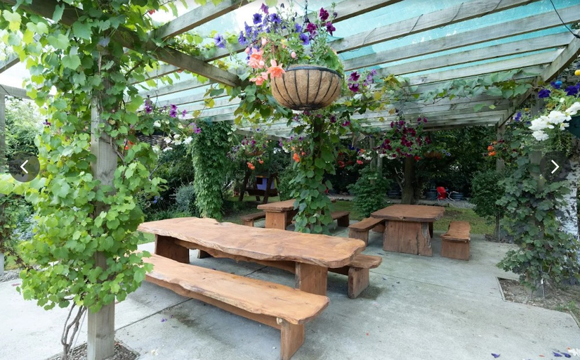 Lobby 4, Benger Garden Cafe And Chalets, Central Otago