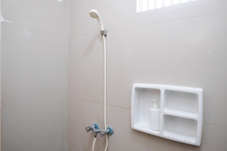 Bathroom 4, Sans Salmas Mojokerto, Mojokerto