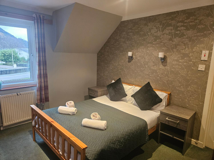 Bedroom 2, Tailrace Inn, Highland