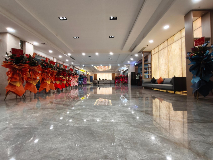 Public Area 3, Lido De Paris Hotel, Manila City
