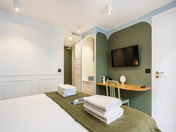 Bedroom 2, Charming apartment - 1BR-4P - Le Marais, Paris
