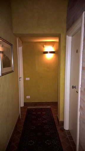 Public Area 2, Amenano Bed & Breakfast, Catania