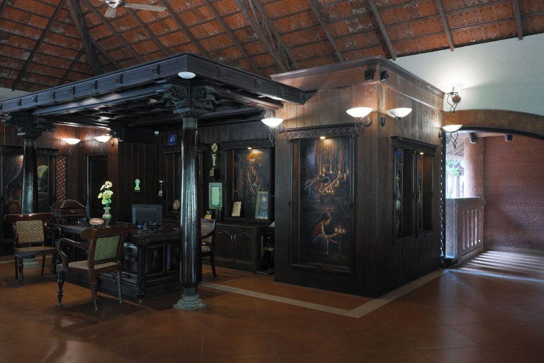 Public Area 3, Eastend Lakesong Resort, Kottayam