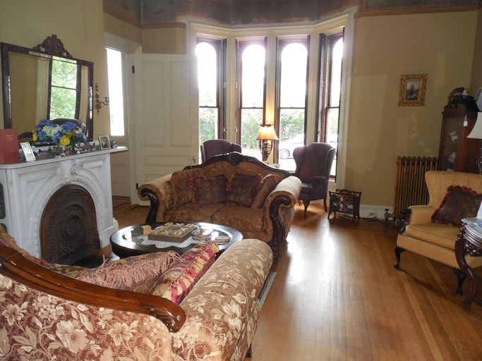 Public Area 2, The Proctor Mansion Inn, Norfolk