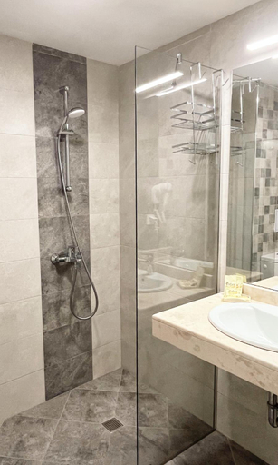 Bathroom 4, Семеен хотел Сирена, Tsarevo