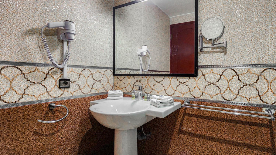 Bathroom 4, Hôtel Les Ambassadeurs, Marrakech