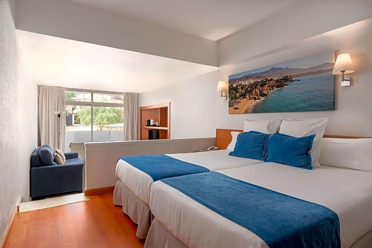 Bedroom 3, ROC LAGO ROJO - ADULTS ONLY, Málaga
