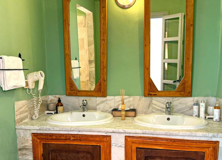 Bathroom 4, Dar El Medina, Sidi El Béchir