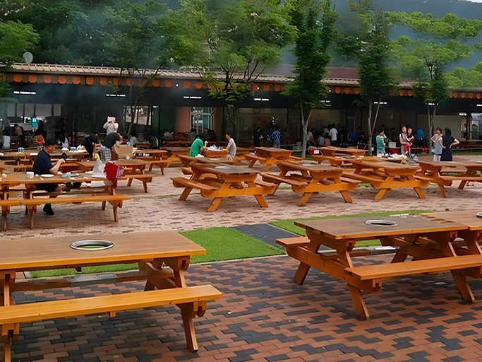 Food & Drinks 5, Mayfair Pension, Pyeongchang