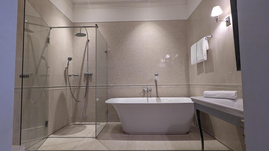 Bathroom 4, Schloss Krugsdorf Hotel & Golf, Vorpommern-Greifswald
