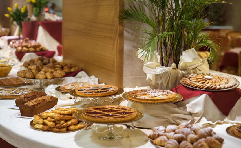 Food & Drinks 4, Hotel Club Regina E Fassa, Trento