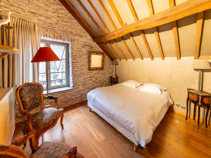 Bedroom 3, Historic Mill with Sauna, Namur