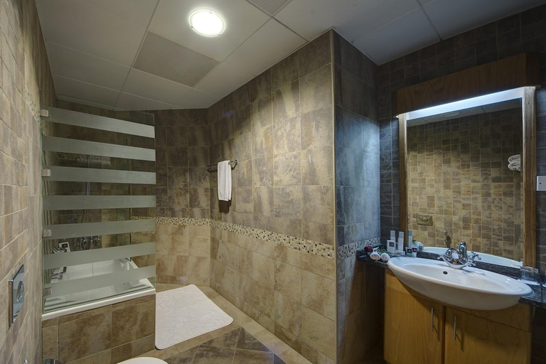 Bathroom 5, Al Khoory Hotel Apartments, Dubai