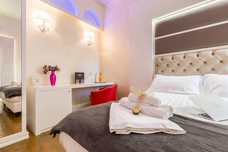Bedroom 2, Luxury Apartment Piazza Venezia, Rome