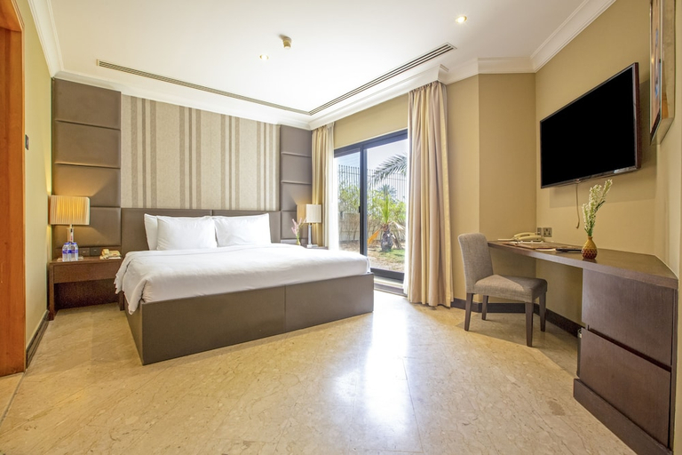 Bedroom 3, Dubai Marine Beach Resort & Spa, Dubai