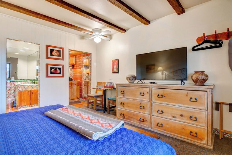 Bedroom, Santa Fe Motel and Inn, Santa Fe