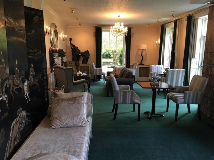 Public Area, Hook House Hotel, Hampshire