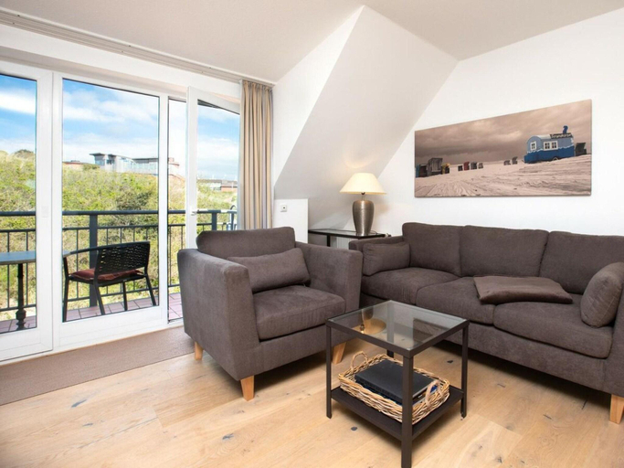 Others 5, Nice holiday home with terrace, Aurich