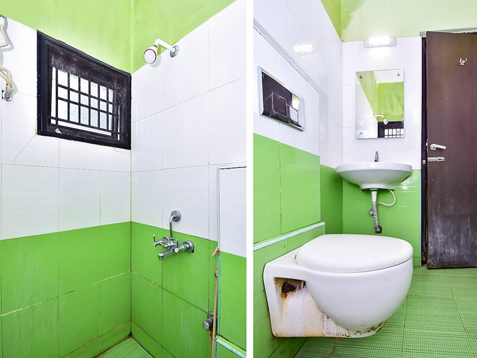 Bathroom 3, Jeyam Residency, Kumbakonam, Thanjavur