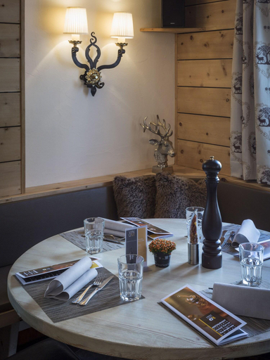 Food & Drinks 5, Cervo Sils, Maloja