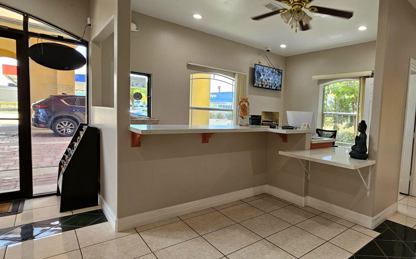 Public Area 2, Texas Inn & Suites, Hidalgo