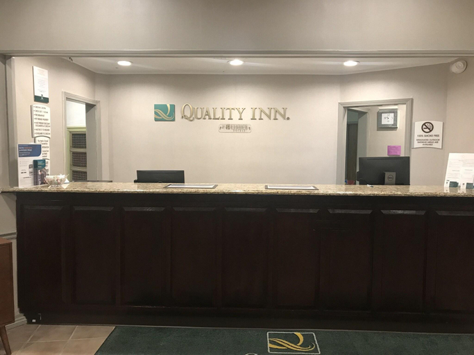 Public Area 2, Quality Inn, Knox
