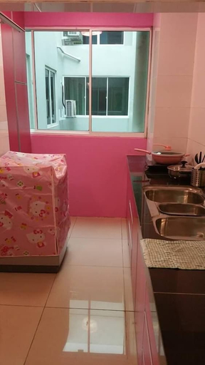 Others 5, Hello Kitty Signature Suite, Sandakan