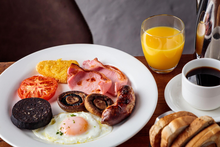Food & Drinks 4, The Crooklands BW Signature Collection, Cumbria