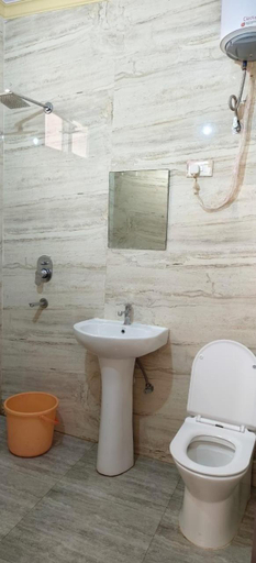 Bathroom 2, Hotel Sagar, Agra