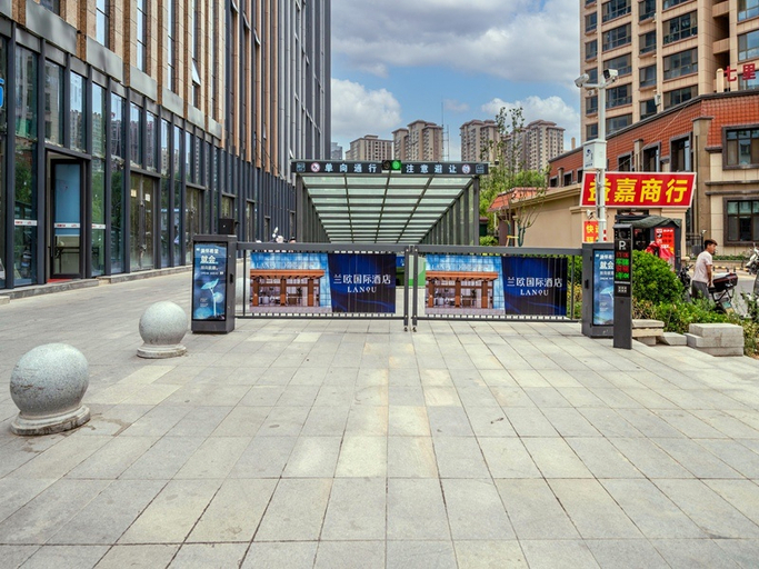 Exterior 3, Tianshui Wanda Plaza Lan'ou International Hotel, Tianshui